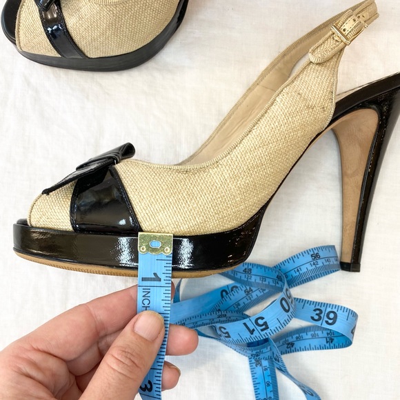 ✨Host Pick✨ Oscar de la Renta Peep Toe Heels - Picture 13 of 15